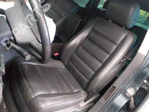 Achterlicht links VW TOUAREG (7LA, 7L6, 7L7) 3.0 V6 TDI | BP7531037C34 
