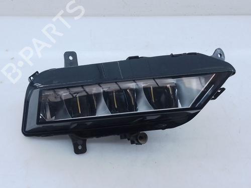 Used Right front fog light SKODA SCALA (NW1) 1.5 TSI (150 hp) 28139075