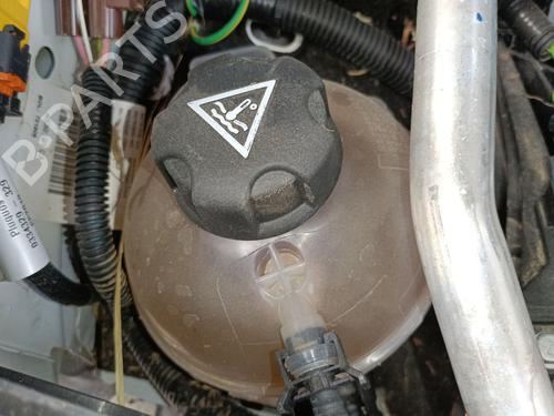 Used Expansion tank OPEL GRANDLAND / GRANDLAND X (A18, P1UO) 1.5 Turbo D (75) (131 hp) 28152543