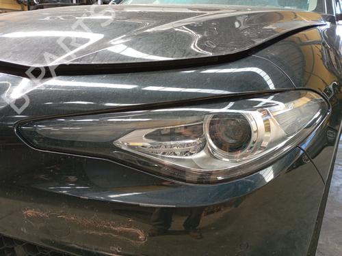 Used Left headlight Left headlight ALFA ROMEO GIULIA (952_) 2.2 D (952ALA25, 952AFM25, 952APA2) (190 hp) 40228348 40228348