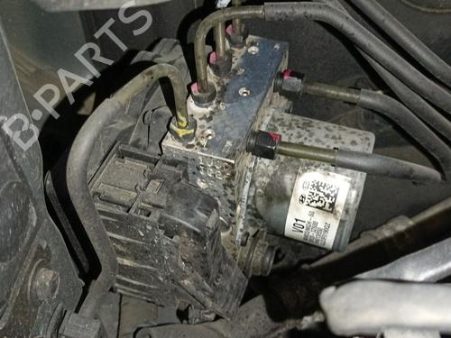 Used ABS pump HYUNDAI i40 I (VF) 1.7 CRDI (141 hp) 26615907