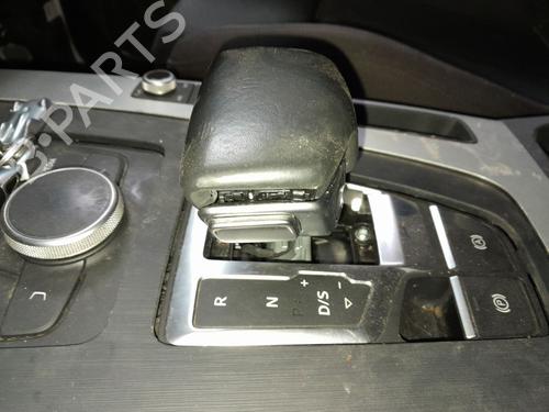 Used Gear lever AUDI Q5 (FYB, FYG) 2.0 TDI quattro (163 hp) 24522712