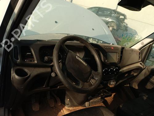Used Dashboard IVECO DAILY VI Platform/Chassis 33S15, 35S15, 35C15 (146 hp) 28074058