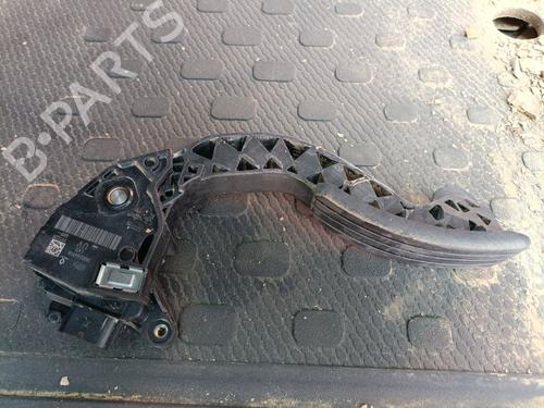 Pedal RENAULT TRAFIC III Bus (JG_) 2.0 dCi 110 (JGMW) (110 hp) 27888512