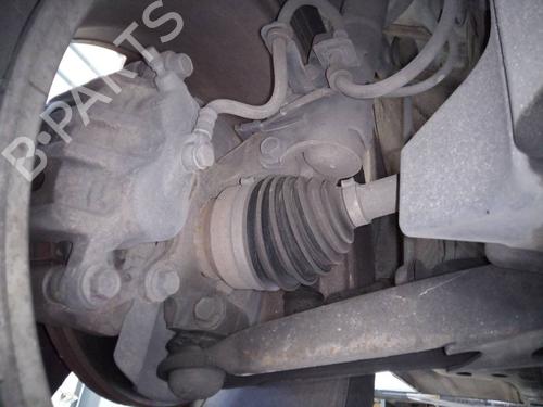 Used Right front steering knuckle MITSUBISHI OUTLANDER II (CW_W) 2.0 DI-D (CW8W) (140 hp) 13004105