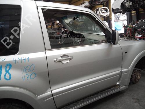 Right front door MITSUBISHI PAJERO III (V7_W, V6_W) 3.2 Di-D (V68W, V78W) | BP16257032C3 