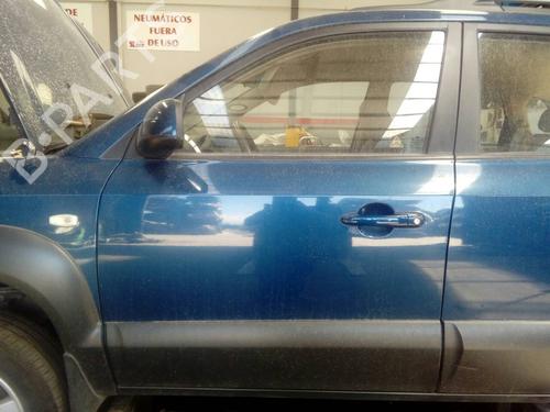 Used Left front door HYUNDAI TUCSON (JM) 2.0 CRDi (140 hp) 18143957