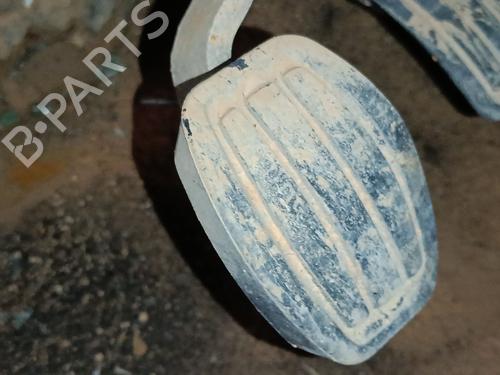 Used Break pedal PEUGEOT 308 II (LB_, LP_, LW_, LH_, L3_) 1.6 HDi (92 hp) 28076142