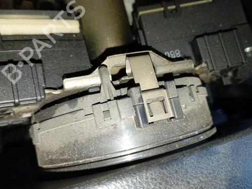 Used Squib airbag Squib airbag SUZUKI GRAND VITARA II (JT, TE, TD) 1.9 DDiS All-wheel Drive (JT419, TD44, JB419WD, JB419XD,... (129 hp) 34404856 34404856