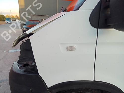 Used Left front fenders RENAULT MASTER II Van (FD) 2.5 dCi (120 hp) 22373323