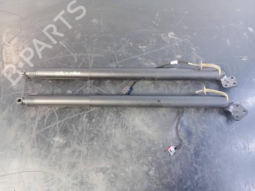 Used Tailgate lift support PORSCHE MACAN (95B) [2014-2025]  19339686