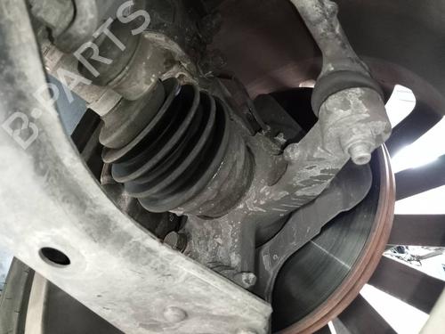 Used Right front steering knuckle FIAT LINEA (323_, 110_) 1.3 D Multijet (323AXB11, 323AXB1A) (90 hp) 10635466