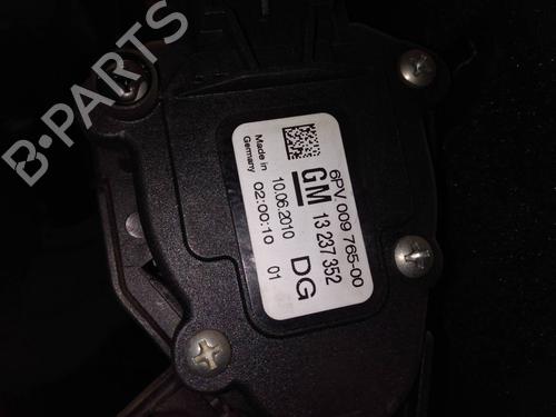 Used Pedal OPEL INSIGNIA A (G09) [2008-2017]  19181254