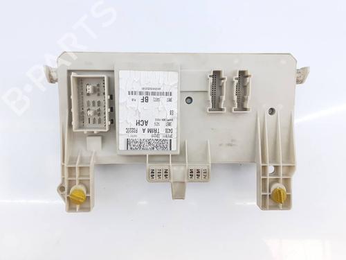 Fuse box FORD FOCUS C-MAX (DM2)  | BP8671558E1 