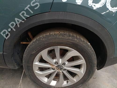 Venstre bagtil skærm liste VW T-ROC (A11, D11) 1.5 TSI (150 hp) 32859261