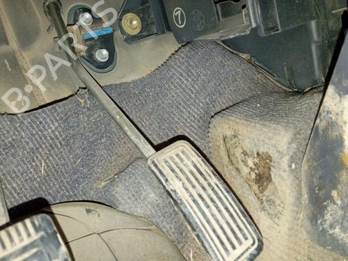 Used Pedal TOYOTA LAND CRUISER 90 (_J9_) 3.0 TD (KZJ90_, KZJ95_, KZJ90R, KZJ95R, KZJ90W, KZJ95W) (125 hp) 30126681