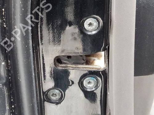 Venstre fortil lås MITSUBISHI L200 / TRITON (KA_T, KB_T) 2.5 DI-D 4WD (KB4T) (136 hp) 9586723