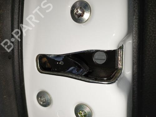 Używane Zamek drzwi przednich lewych KIA STONIC (YB) 1.0 T-GDi Eco-Dynamics+ (101 hp) 30684479