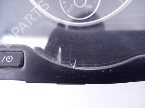 Instrument cluster VW TIGUAN (5N_)  | BP14526502C47 