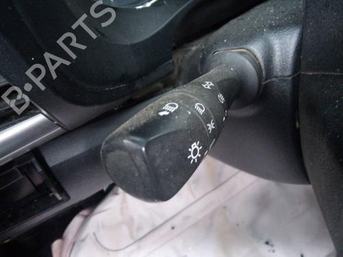 Used Steering column stalk TOYOTA HILUX VIII Pickup (_N1_) 2.4 D (GUN112_, GUN122_, GUN135_, GUN120_, GUN135R,... (150 hp) 12572165