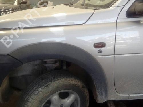Used Left front fenders LAND ROVER FREELANDER I (L314) [1998-2006]  18146772