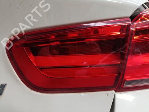 Feu de coffre droit BMW 1 (F20) 118 d (150 hp) 31931177
