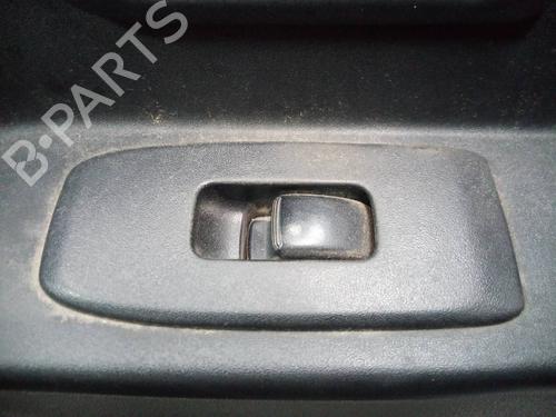 Used Right front window switch MITSUBISHI PAJERO III (V7_W, V6_W) 3.2 Di-D (V68W) (160 hp) 17010254