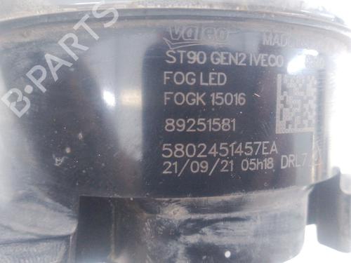 Right front fog light IVECO DAILY VI Van 35S18, 35C18, 40C18, 50C18, 60C18, 65C18, 70C18 | BP37232357C31 - Image 5