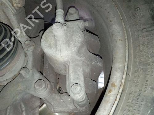 Used Right front brake caliper Right front brake caliper SUZUKI GRAND VITARA II (JT, TE, TD) 1.9 DDiS All-wheel Drive (JT419, TD44, JB419WD, JB419XD,... (129 hp) 34439356 34439356