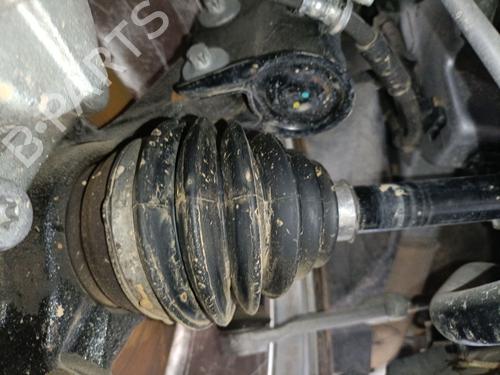 Used Right front driveshaft OPEL CORSA F (P2JO) 1.2 (68) (101 hp) 28098762
