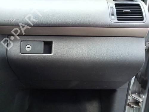 Dashboardkastje VW TOURAN (1T1, 1T2) [2003-2010]  20718477