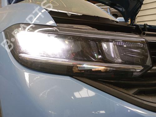 Used Right headlight Right headlight VW T-CROSS (C11, D31) [2018-2026] 32518451 32518451