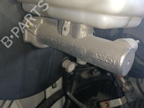 brake-master-cylinder-iveco-daily-iv-platformchassis-2006-2007-2008-2009-2010-2011-2012-37230877 main image
