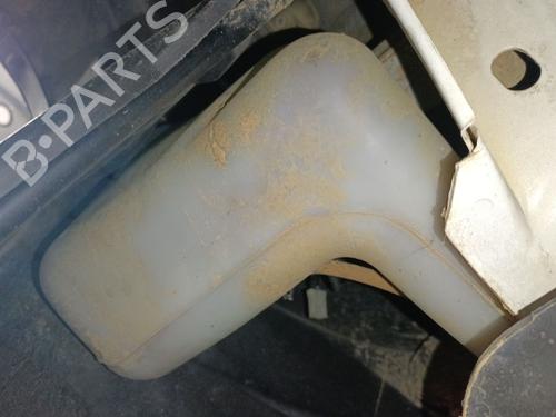 Used Windscreen washer tank Windscreen washer tank 37517309 37517309