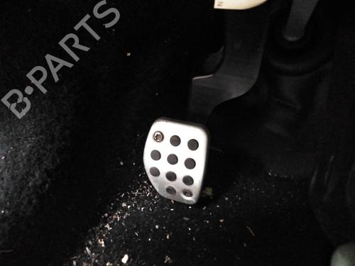 Pédale d'embrayage PEUGEOT 2008 II (UD_, US_, UY_, UJ_, UR_, UC_) [2019-2025]  10937094