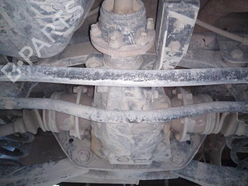 Used Rear differential MITSUBISHI PAJERO III (V7_W, V6_W) 3.2 Di-D (V68W) (160 hp) 17569411