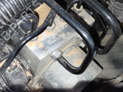 Used ABS pump MERCEDES-BENZ GLA-CLASS (X156) GLA 220 d 4-matic (156.905) (177 hp) 23957884