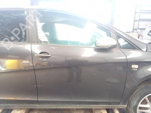 Used Right front door Right front door 38593669 38593669