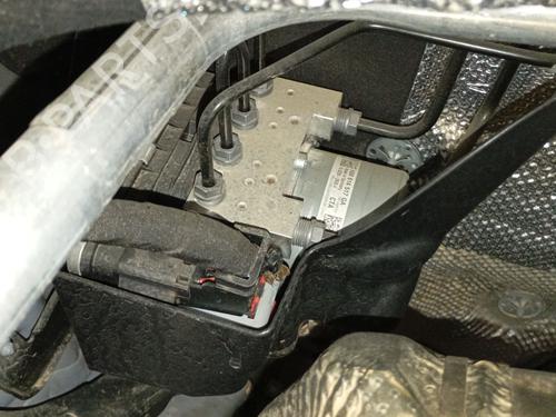 Used ABS pump VW T-ROC (A11, D11) 1.5 TSI (150 hp) 32859341