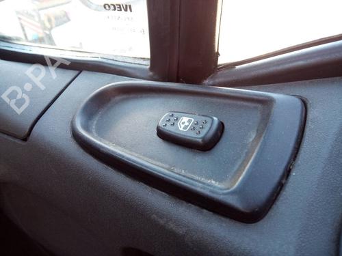 Used Right front window switch IVECO DAILY IV Van [2006-2012]  18711808