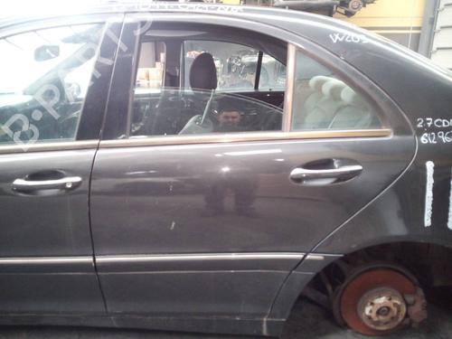 Used Left rear door MERCEDES-BENZ C-CLASS (W203) [2000-2007]  18143137
