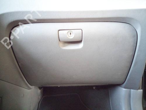 Used Glove box HYUNDAI TUCSON (JM) 2.0 CRDi All-wheel Drive (113 hp) 11280606
