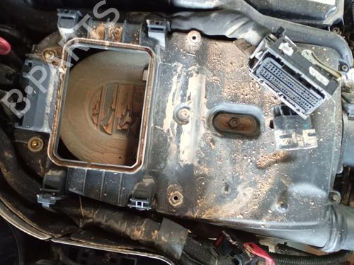 Used Air filter box MERCEDES-BENZ C-CLASS (W204) C 220 CDI (204.002) (170 hp) 28015315