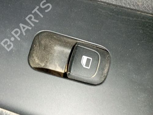 Used Right front window switch KIA STONIC (YB) 1.0 T-GDi Eco-Dynamics+ (101 hp) 30684495