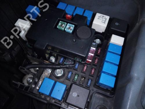 Used Fuse box HYUNDAI SANTA FÉ II (CM) 2.2 CRDi GLS (150 hp) 8882227