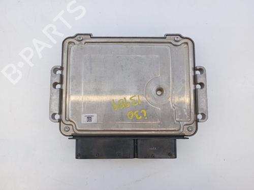 Used Engine control unit (ECU) HYUNDAI i30 (FD) 1.6 CRDi (116 hp) 29734081