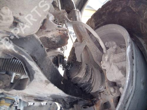 Used Right front steering knuckle NISSAN NAVARA NP300 (D40) 2.5 dCi 4WD (D40TT, D40T, D40M, D40BB) (190 hp) 13400649