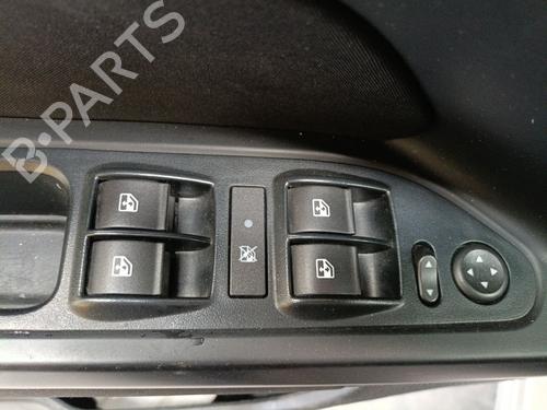 Used Left front window switch Left front window switch 39068569 39068569