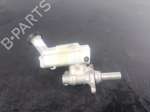 brake-master-cylinder-renault-clio-v-b7_-2019-31882209 main image