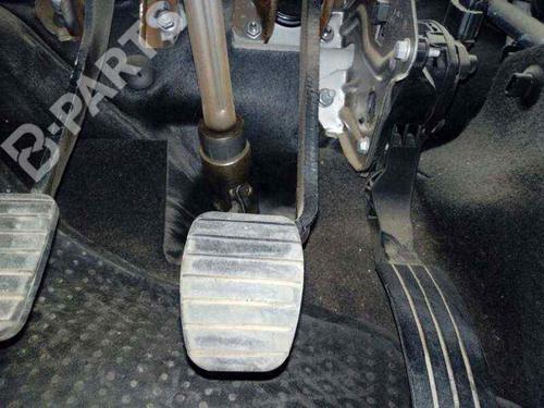 Used Break pedal Break pedal DACIA SANDERO II 1.5 dCi (90 hp) 8787532 8787532
